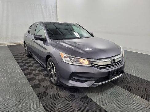 Used 2016 Honda Accord LX image 13