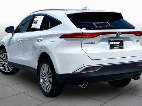 Used 2023 Toyota Venza XLE AWD/4WD image 12