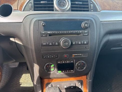 Used 2008 Buick Enclave CXL AWD/4WD image 10