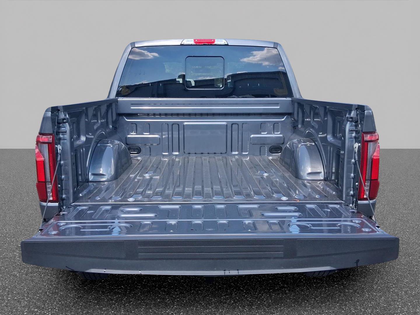 New 2026 Ford F150 Lariat w/ Equipment Group 501A Mid AWD/4WD image 10