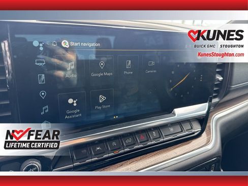 Used 2025 Chevrolet Silverado 1500 LT AWD/4WD image 23