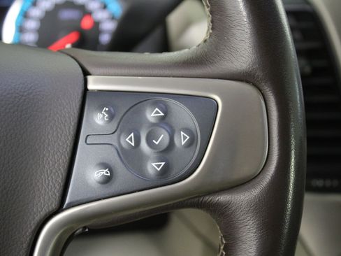 Used 2019 GMC Yukon XL Denali image 28