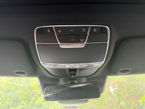 Used 2019 Mercedes-Benz S 560 4MATIC Sedan image 28