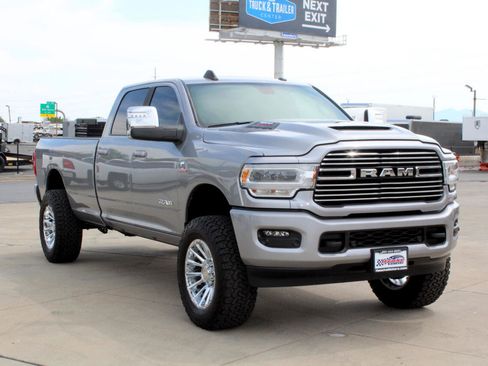 Used 2024 RAM 3500 Laramie w/ Sport Appearance Package image 9