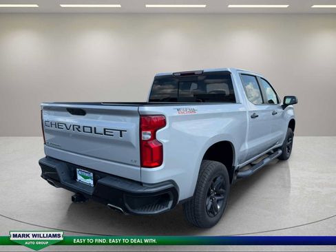 Used 2020 Chevrolet Silverado 1500 LT Trail Boss AWD/4WD image 9