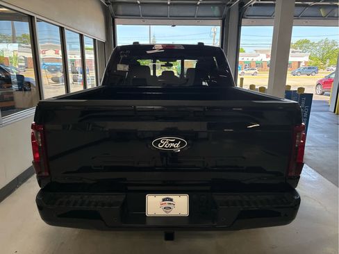 New 2026 Ford F150 XLT w/ Equipment Group 302A MID AWD/4WD image 5