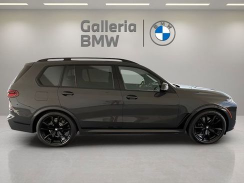 Certified 2026 BMW X7 xDrive40i w/ M Sport Package AWD/4WD image 7