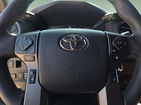 Used 2023 Toyota Tacoma TRD Off-Road w/ Technology Package RWD image 25