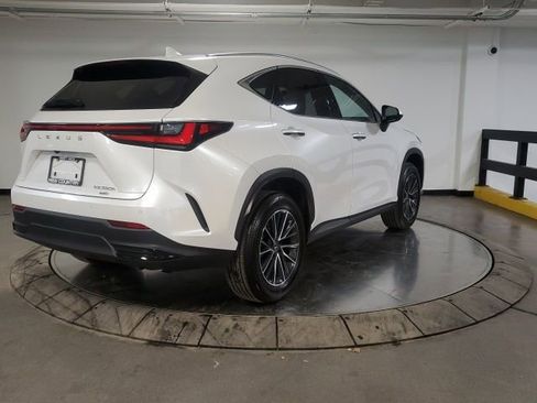 Used 2025 Lexus NX 350h AWD w/ Premium Package image 8