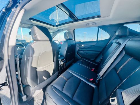 Used 2023 Chevrolet Equinox Premier image 31