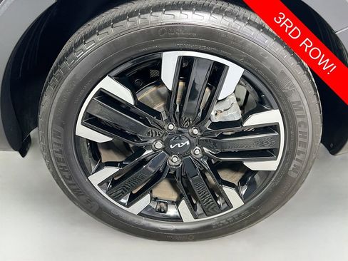 Certified 2024 Kia Telluride SX w/ Towing Package AWD/4WD image 35