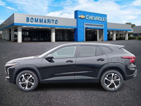 New 2026 Chevrolet Trax RS w/ Driver Confidence Package FWD image 2