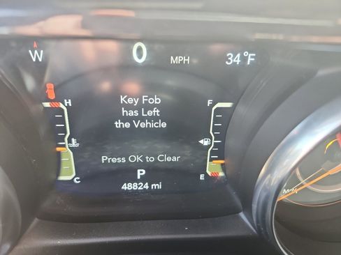 Used 2023 Jeep Wrangler Sahara image 11