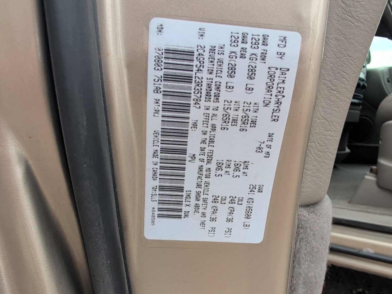 Used 2003 Chrysler Town & Country LXi FWD image 43