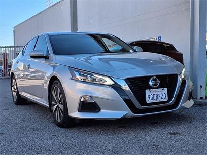 Certified 2022 Nissan Altima 2.5 SV