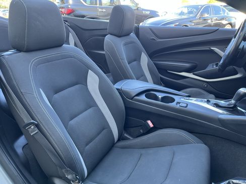 Used 2020 Chevrolet Camaro LT image 19