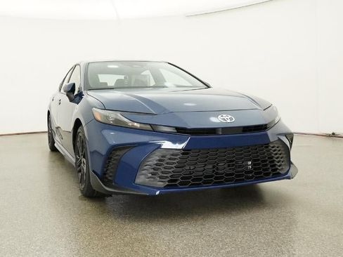 New 2026 Toyota Camry SE FWD image 30