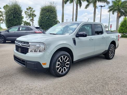 Certified 2024 Ford Maverick Lariat FWD image 3