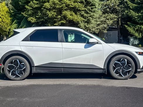 Certified 2024 Hyundai Ioniq 5 SE AWD/4WD image 3