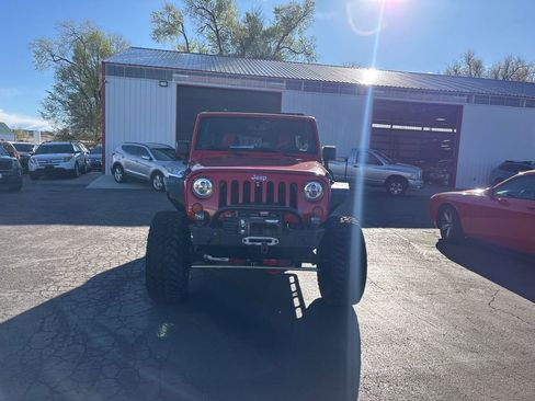 Used 2013 Jeep Wrangler Unlimited Rubicon image 5