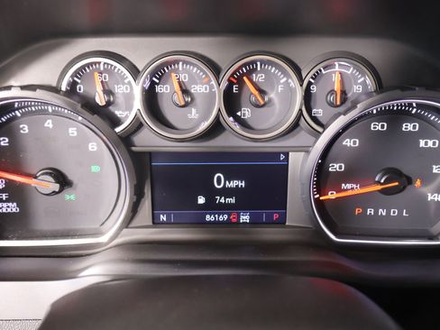 Used 2022 Chevrolet Silverado 1500 LT w/ Z71 Off-Road Package image 4