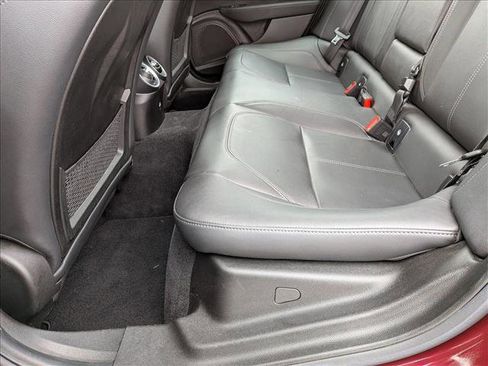 Used 2017 Alfa Romeo Giulia image 18