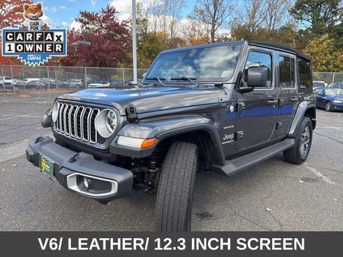 Used 2024 Jeep Wrangler Unlimited Sahara AWD/4WD image 3