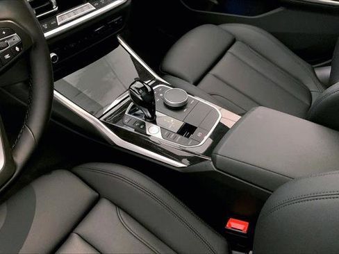 Used 2021 BMW 330e xDrive w/ Premium Package image 22