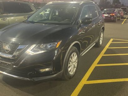 Used 2017 Nissan Rogue SV
