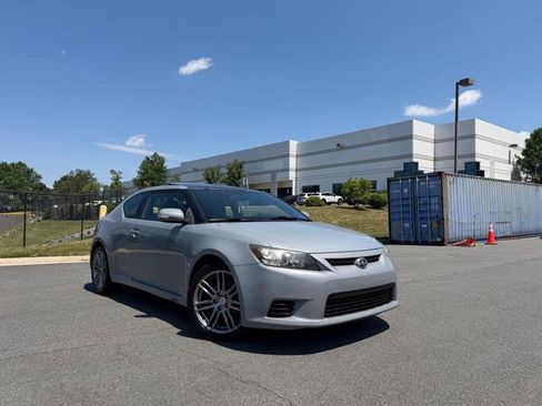 Used 2012 Scion tC FWD image 2
