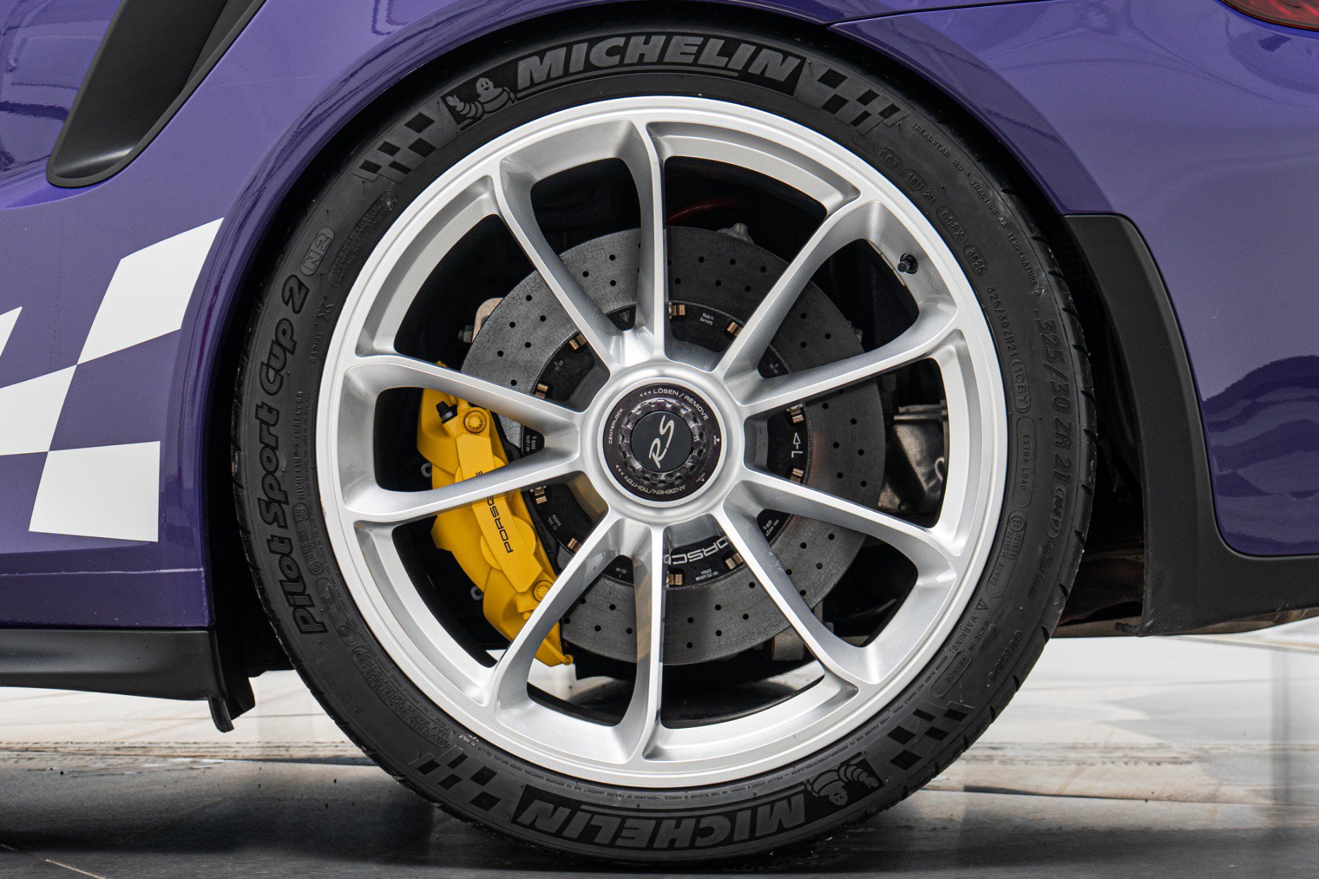 Used 2016 Porsche 911 GT3 RS RWD image 10
