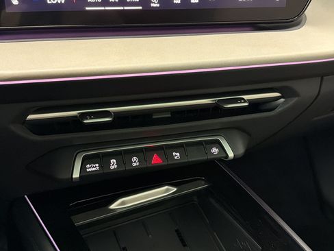New 2026 Audi Q3 quattro 2.0T AWD/4WD image 29