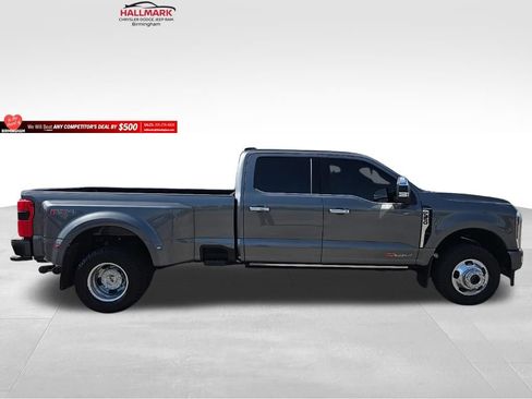 Used 2024 Ford F350 Platinum w/ FX4 Off-Road Package AWD/4WD image 2