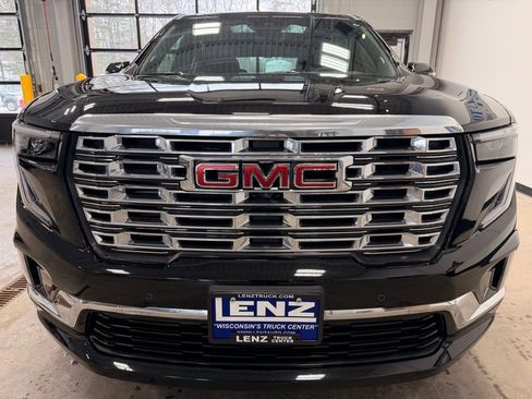 Used 2025 GMC Acadia Denali w/ Super Cruise Package image 3