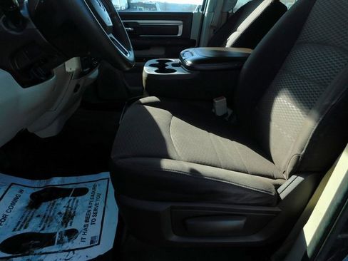 Used 2016 RAM 2500 SLT image 26