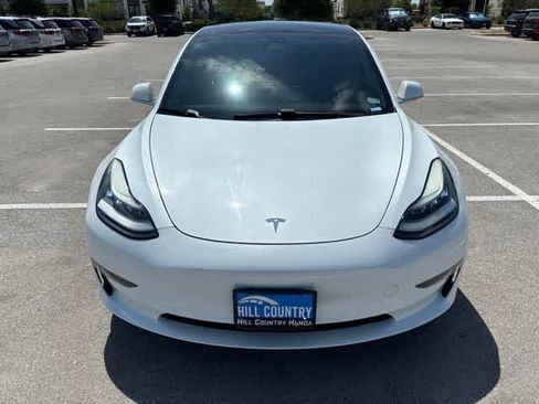 Used 2020 Tesla Model 3 Standard Range Plus RWD image 8