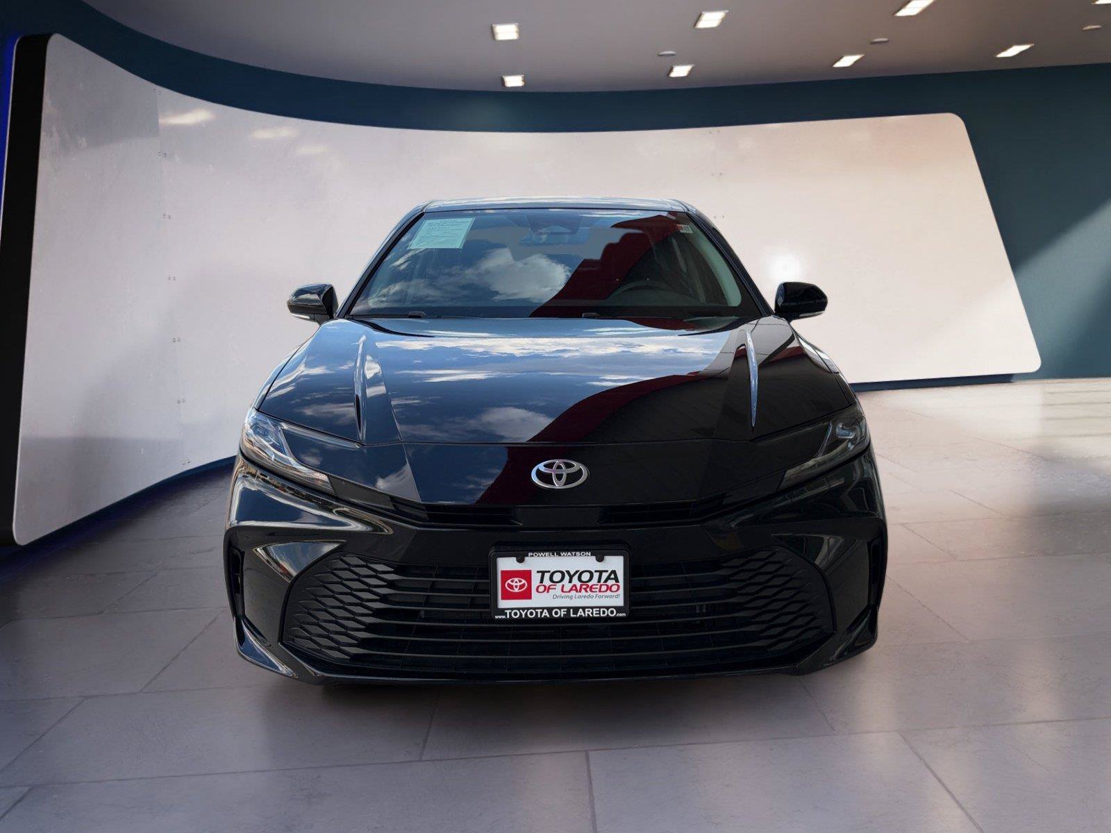 Used 2026 Toyota Camry LE w/ Convenience Package FWD image 8