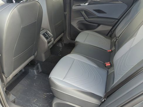 New 2026 Volkswagen Tiguan SE R-Line image 17