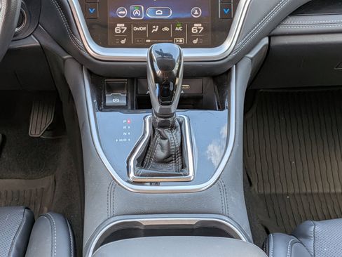 Used 2020 Subaru Outback Limited w/ Popular Package #2 image 19