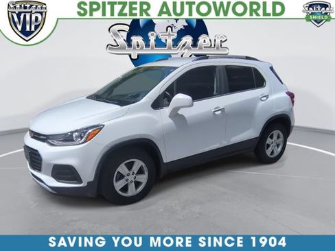 Used 2019 Chevrolet Trax LT w/ LT Convenience Package FWD image 4
