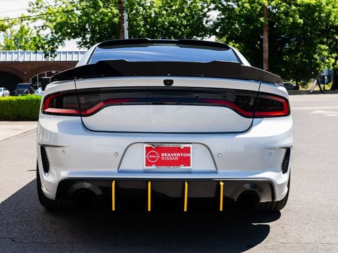 Used 2020 Dodge Charger Scat Pack RWD image 5