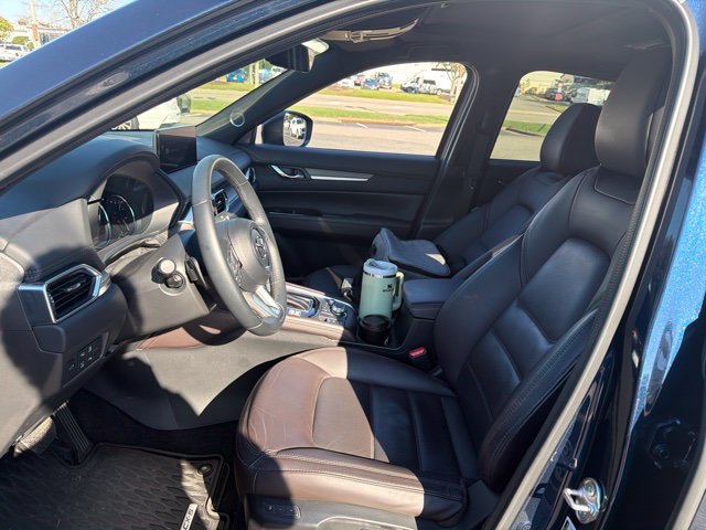Used 2021 MAZDA CX-5 Signature AWD/4WD image 2