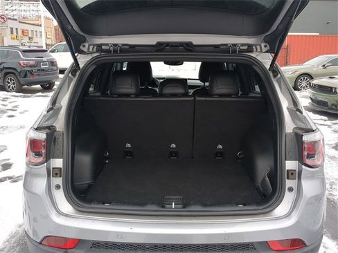 Used 2024 Jeep Compass Trailhawk image 29