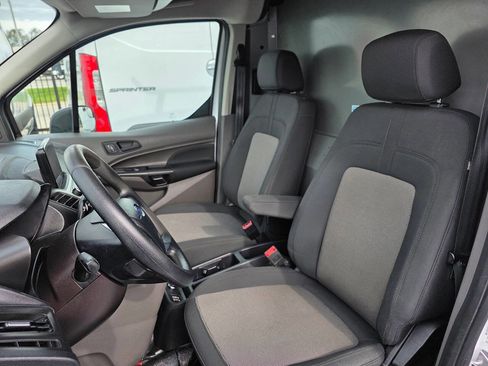 Used 2020 Ford Transit Connect XL image 11