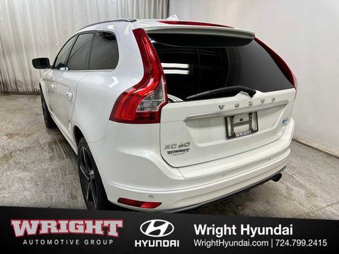 Used 2015 Volvo XC60 T6 R-Design w/ Proximity Package image 4