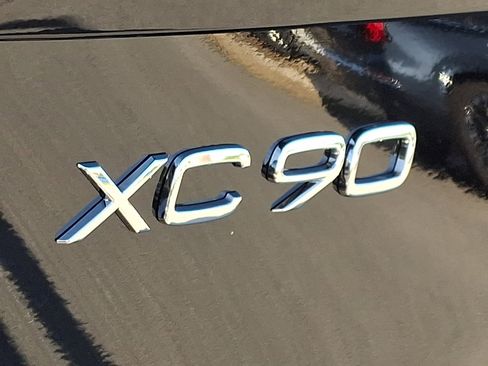 New 2026 Volvo XC90 B6 Plus w/ Protection Package image 15