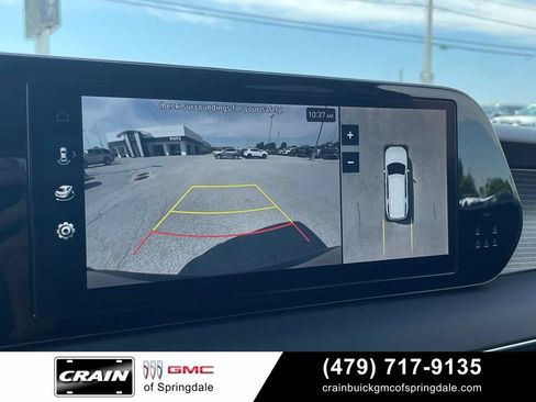 Used 2024 Hyundai Palisade Limited FWD image 17