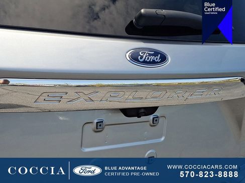 Certified 2020 Ford Explorer XLT w/ Comfort Package AWD/4WD image 30