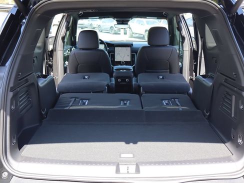 New 2026 GMC Acadia Elevation w/ Black Edition AWD/4WD image 8