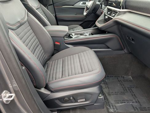 New 2026 Ford Explorer ST-Line w/ ST-Line Street Pack image 46